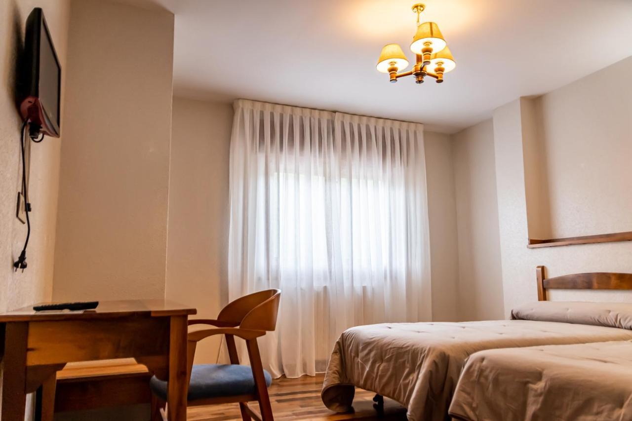 Hostal Restaurante Ventasierra Valdore Экстерьер фото