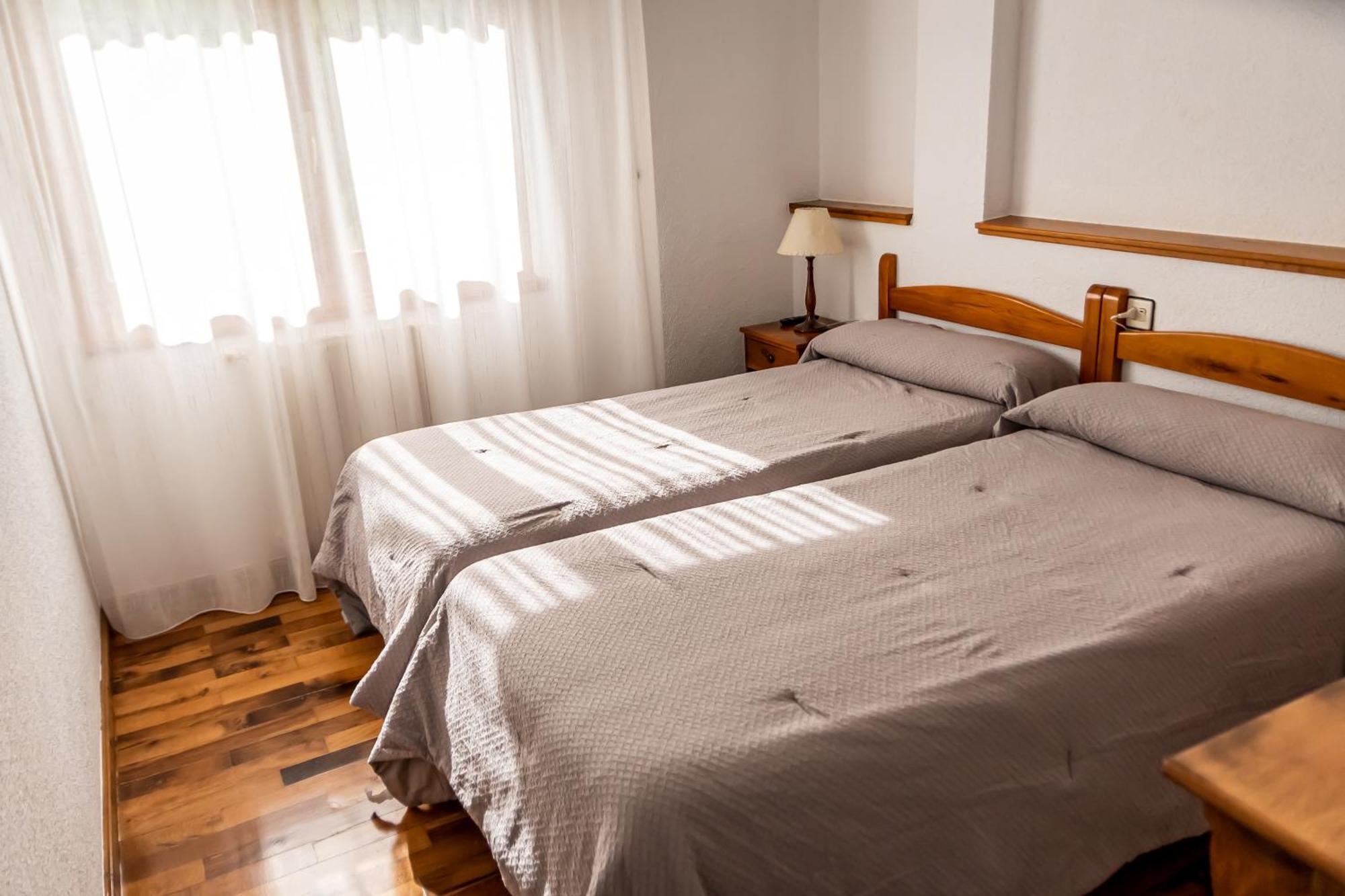 Hostal Restaurante Ventasierra Valdore Экстерьер фото