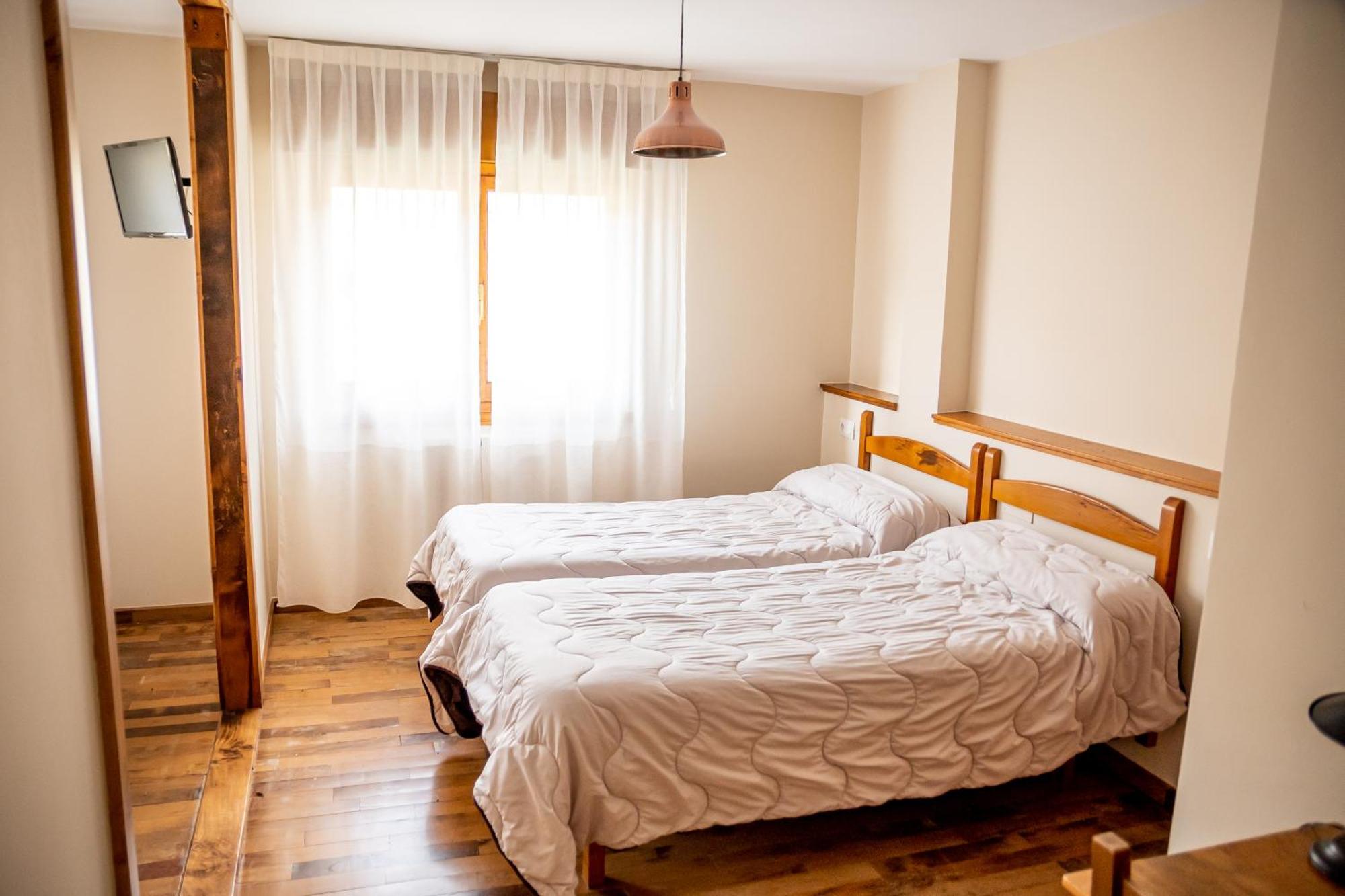 Hostal Restaurante Ventasierra Valdore Номер фото